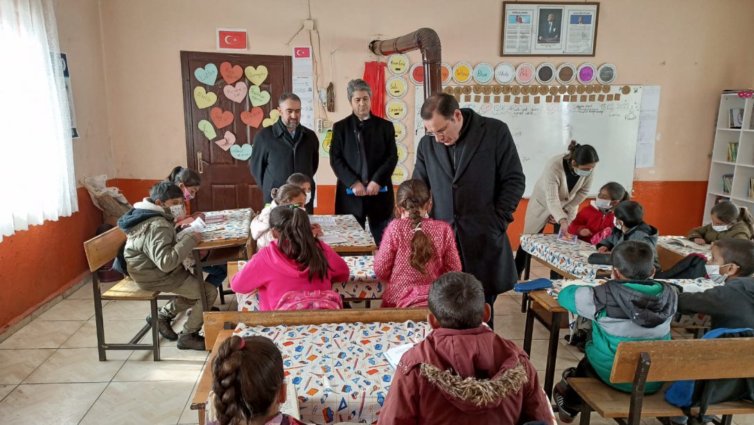 Kaymakamımız Sayın Hasan Hüsnü TÜRKER Yukarı Çilli İlkokulunu Ziyaret Etti
